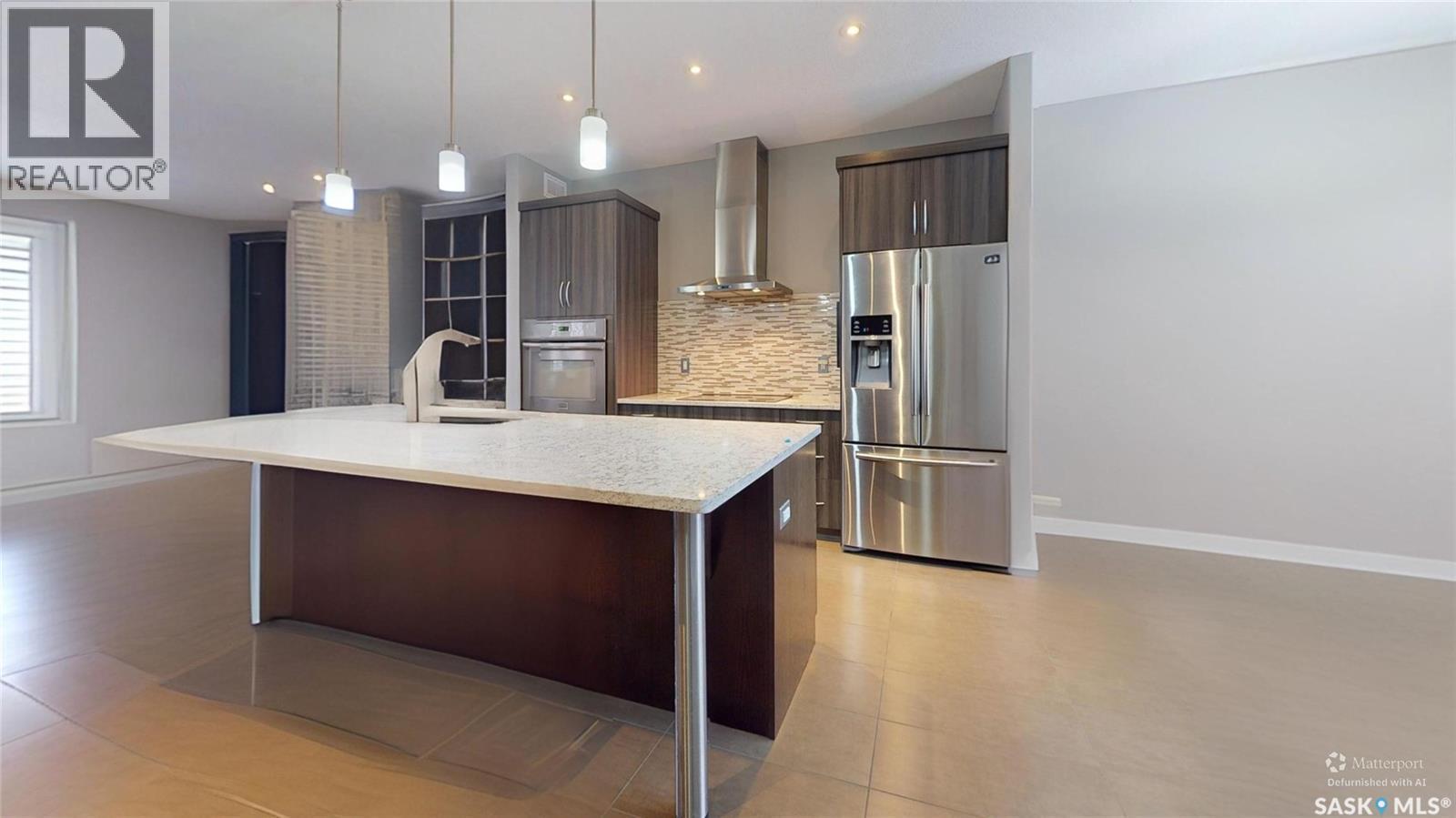 1646 Badham Boulevard, Regina, SK - Indoor Photo Showing Kitchen With Upgraded Kitchen