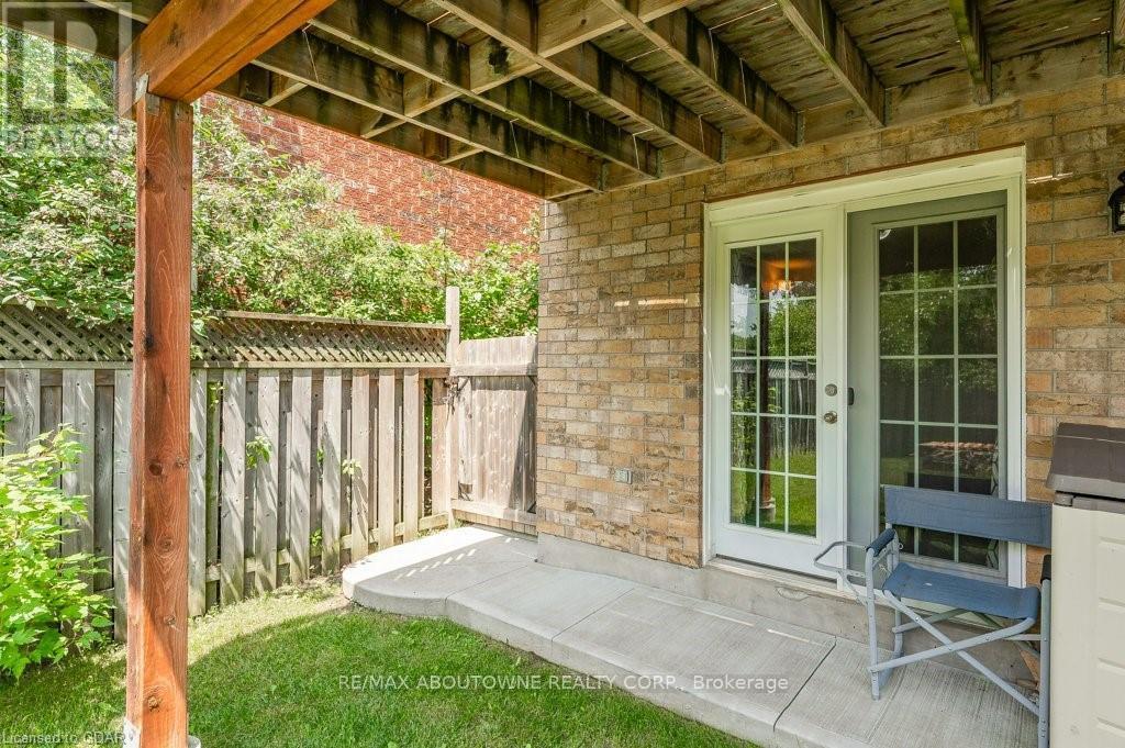 Bsmt - 3 Drohan Drive, Guelph, ON - Outdoor With Exterior