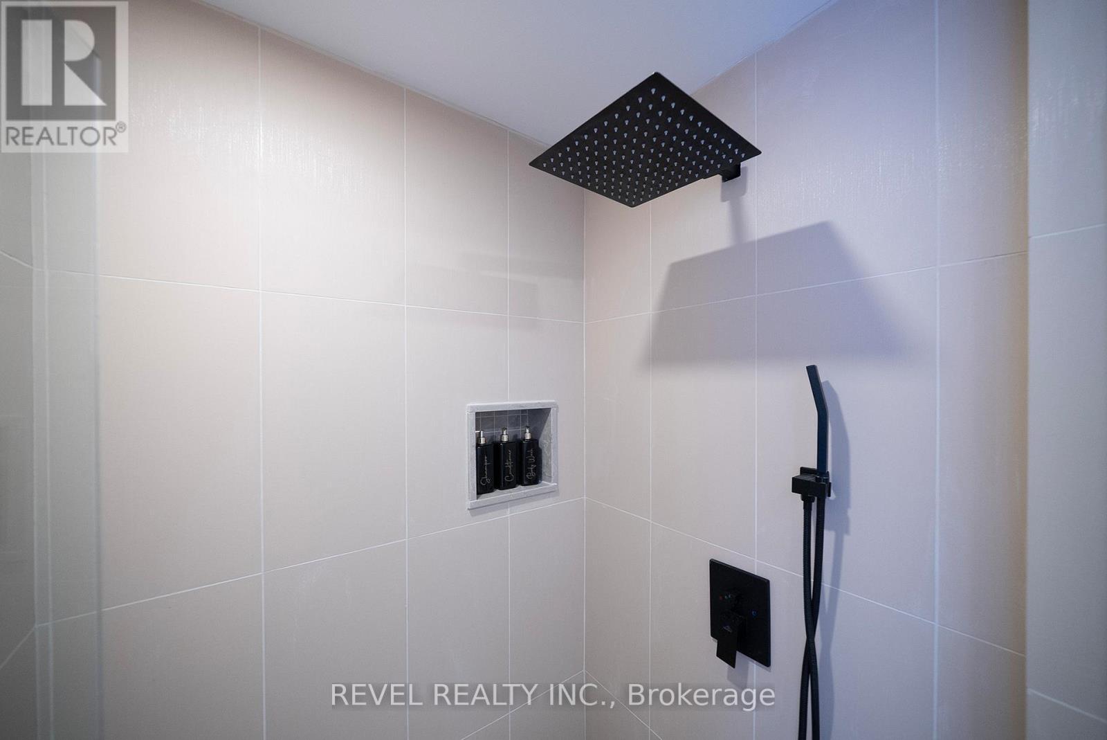 Lower - 20 Casson Lane, Brantford, ON - Photo Showing Other Room