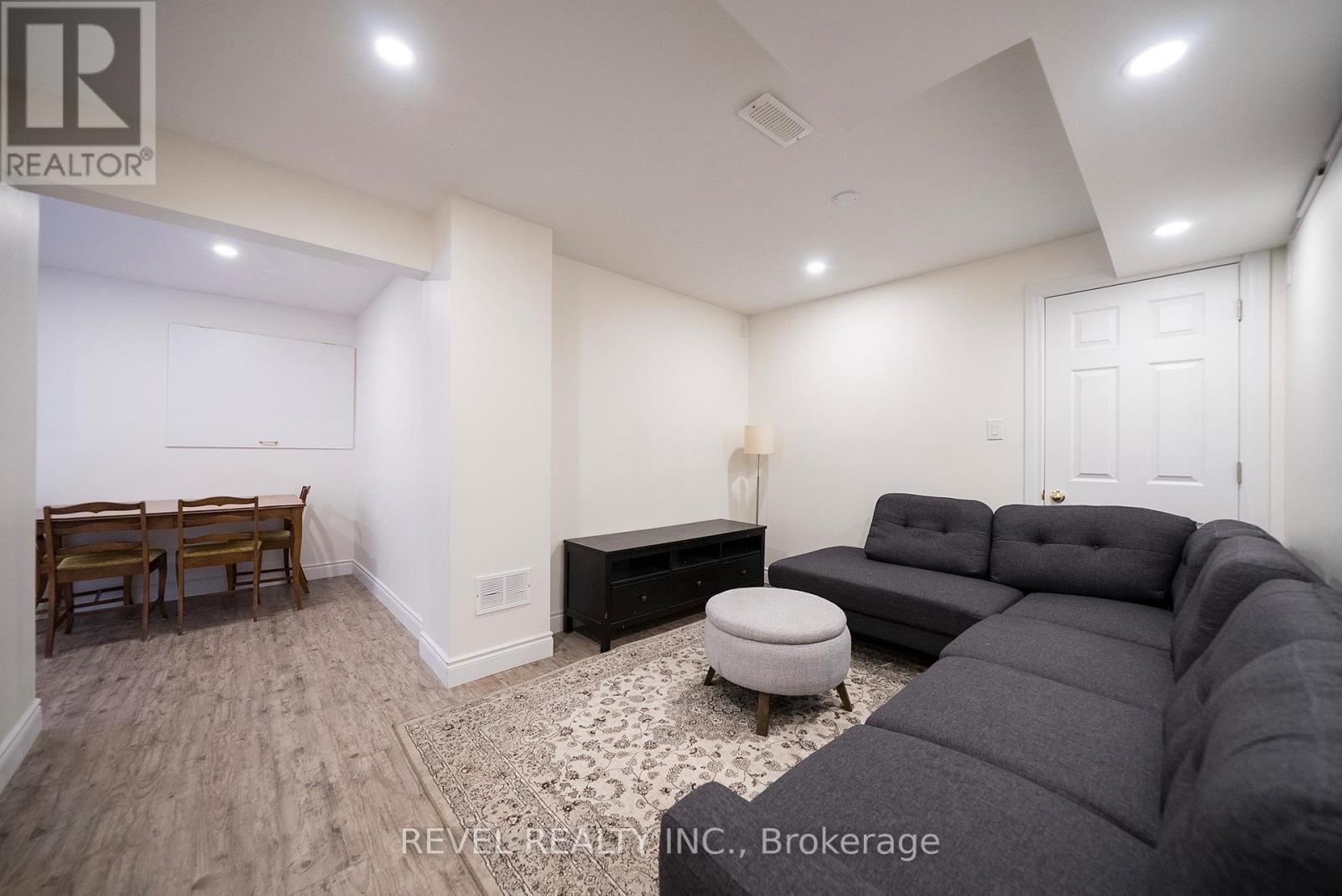 Lower - 20 Casson Lane, Brantford, ON - Indoor