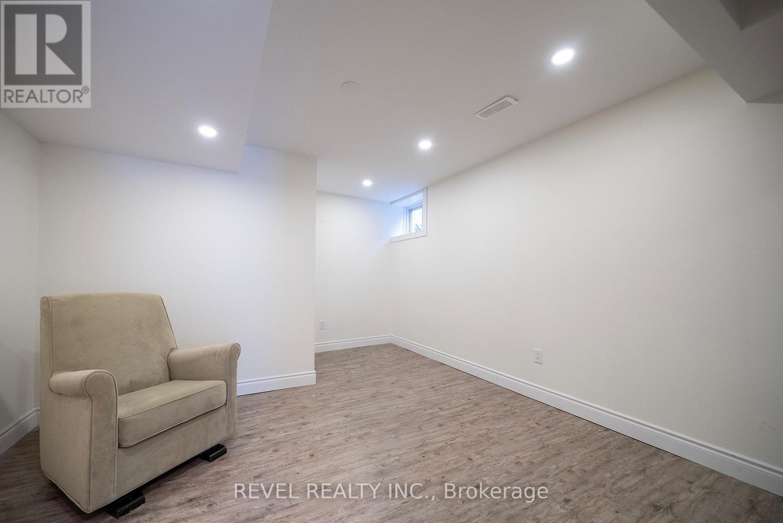 Lower - 20 Casson Lane, Brantford, ON - Indoor