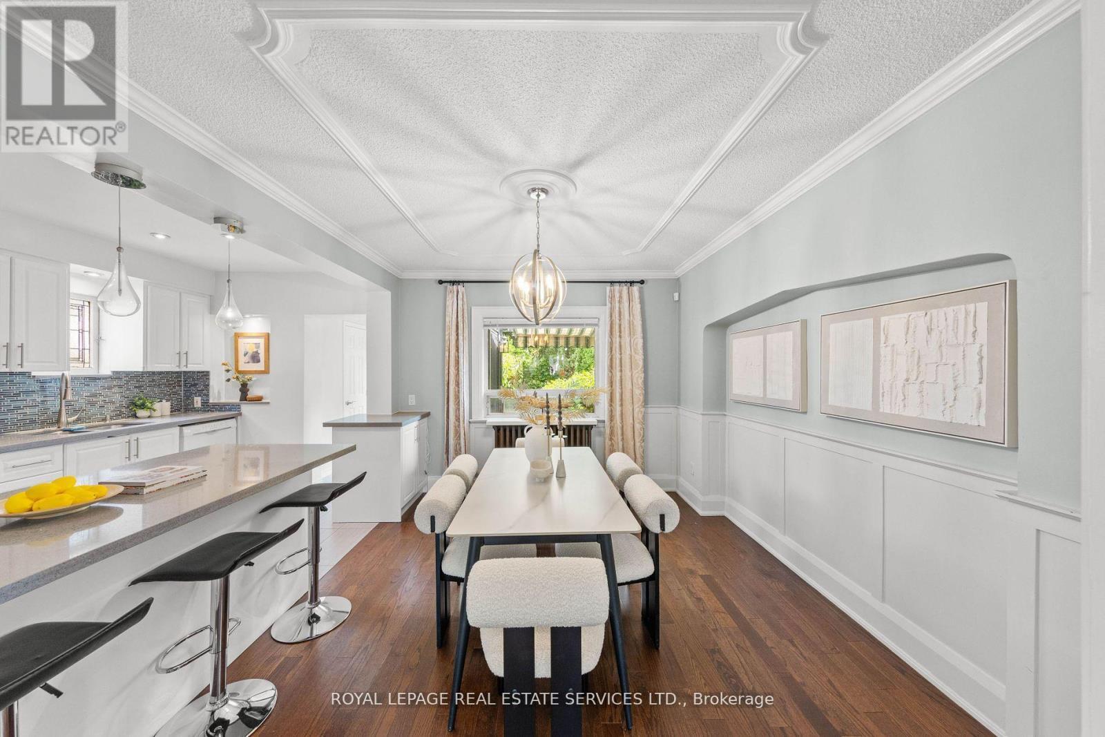 1565 Mount Pleasant Road, Toronto, ON - Indoor