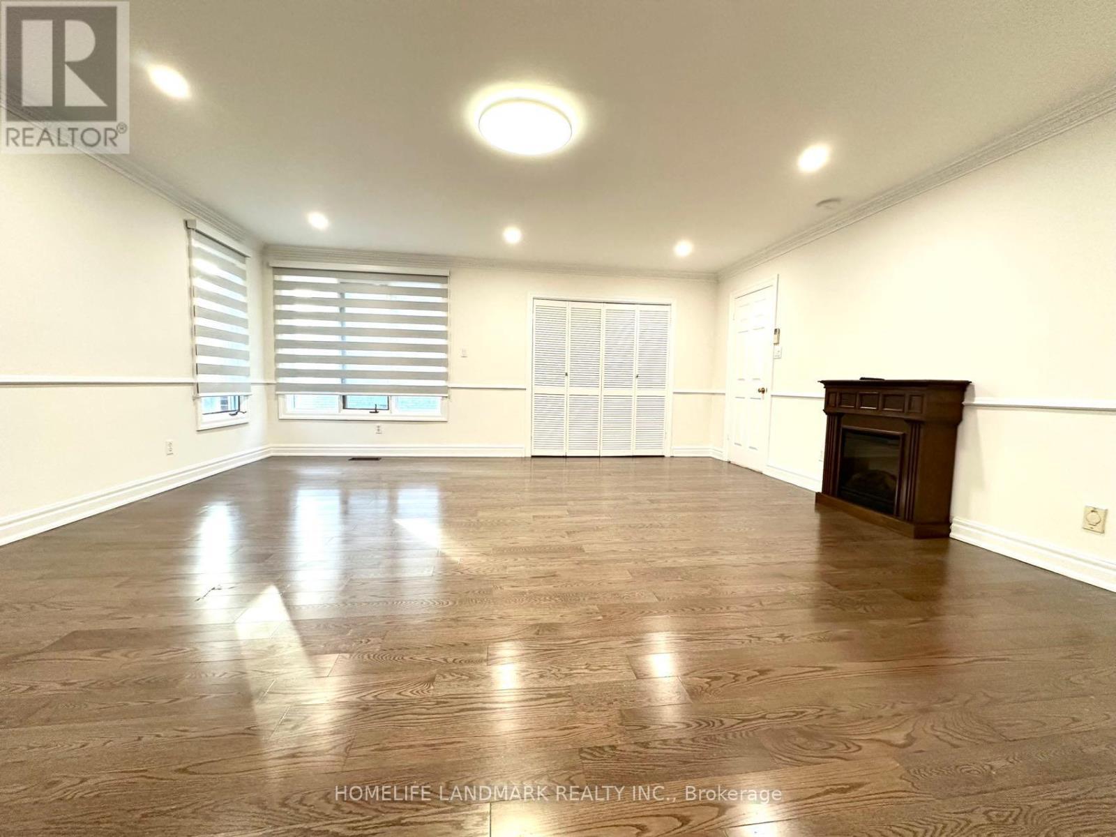 7 Killarney Road, Toronto, ON - Indoor Photo Showing Other Room