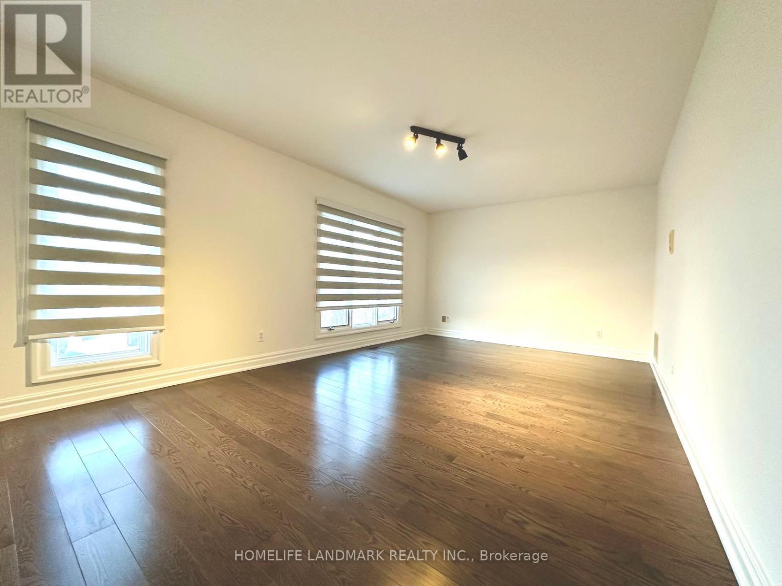 7 Killarney Road, Toronto, ON - Indoor Photo Showing Other Room