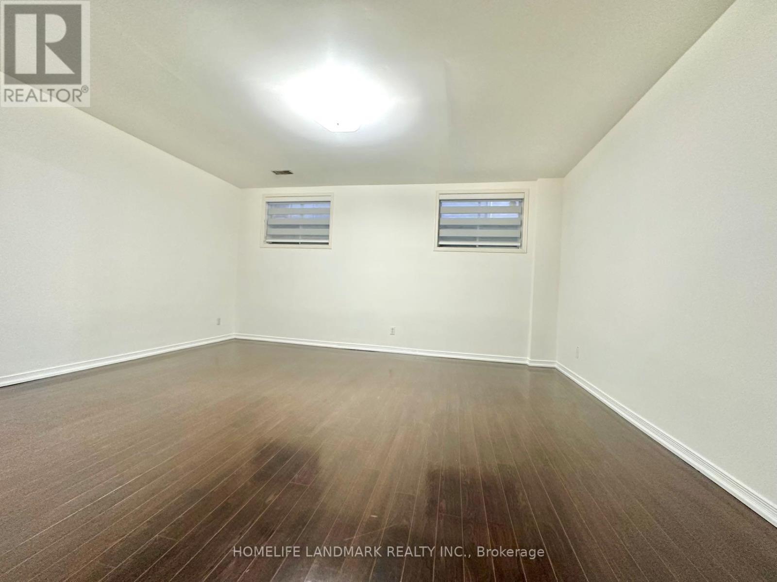 7 Killarney Road, Toronto, ON - Indoor Photo Showing Other Room