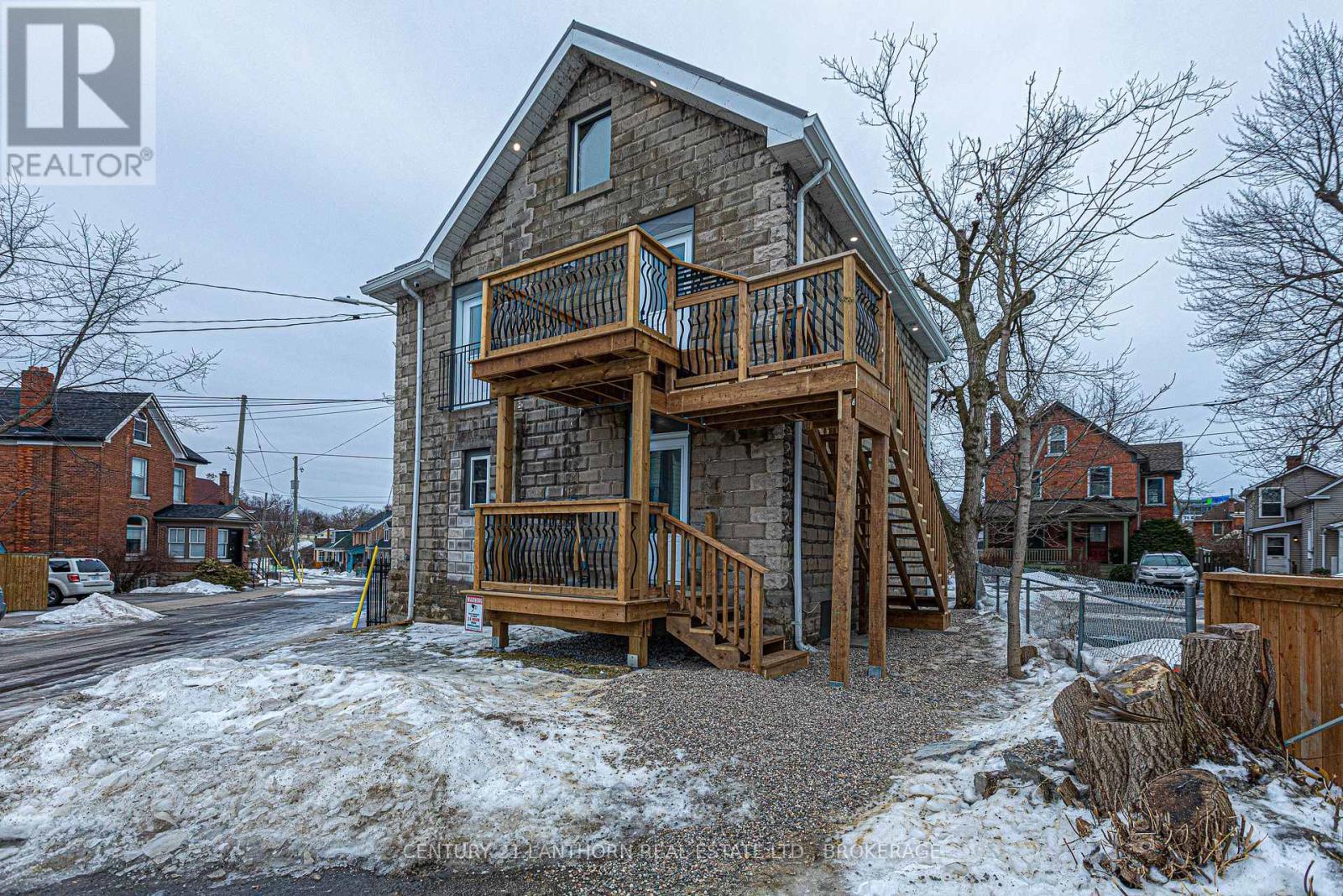 45 Chestnut Street, Kingston (East Of Sir John A. Blvd), ON - Outdoor With Deck Patio Veranda