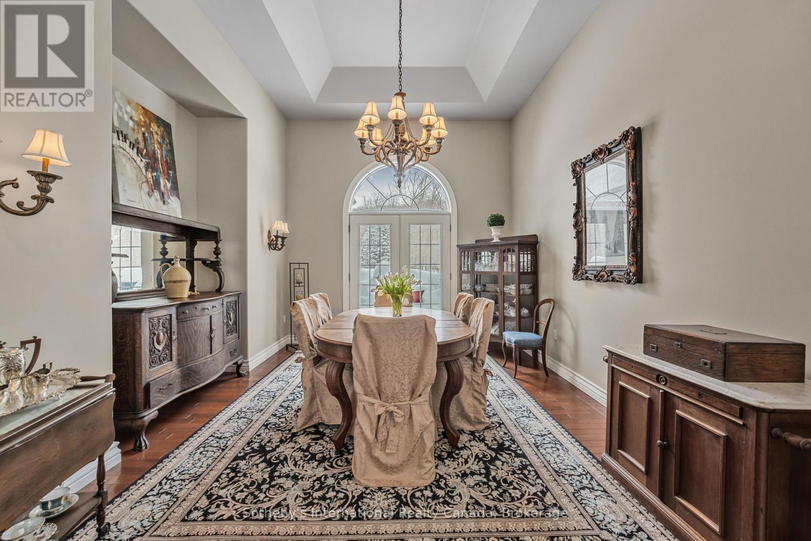 679 Sandy Bay Road, Tiny, ON - Indoor Photo Showing Dining Room
