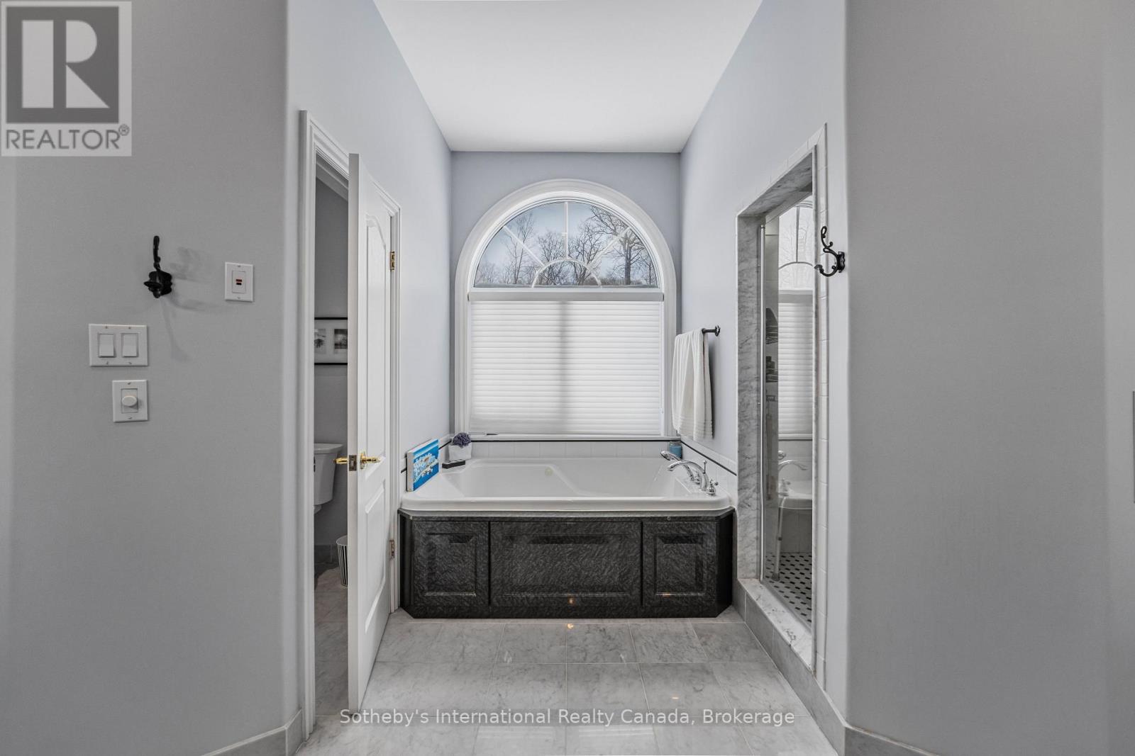 679 Sandy Bay Road, Tiny, ON - Photo Showing Other Room