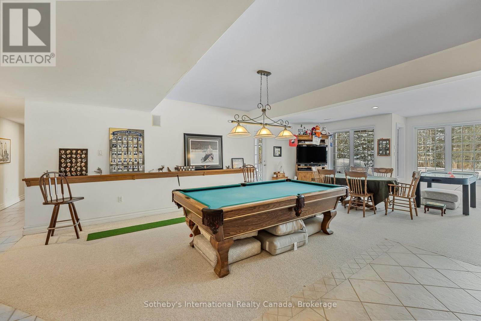 679 Sandy Bay Road, Tiny, ON - Indoor Photo Showing Other Room