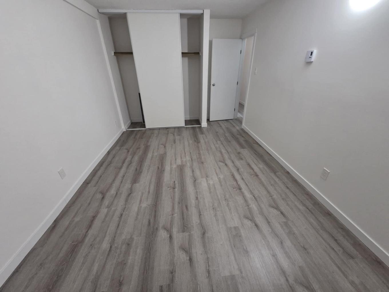 140 725 James Street S, Thunder Bay, ON - Indoor Photo Showing Other Room