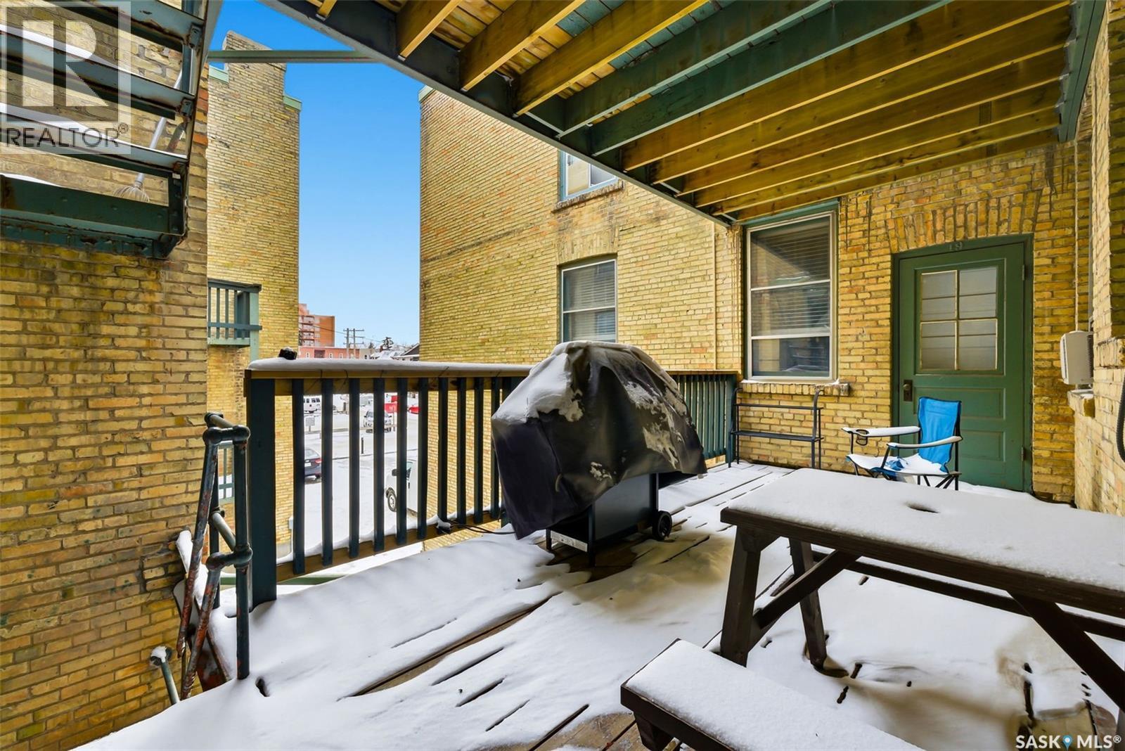 17 2201 14Th Avenue, Regina, SK - Outdoor With Deck Patio Veranda With Exterior