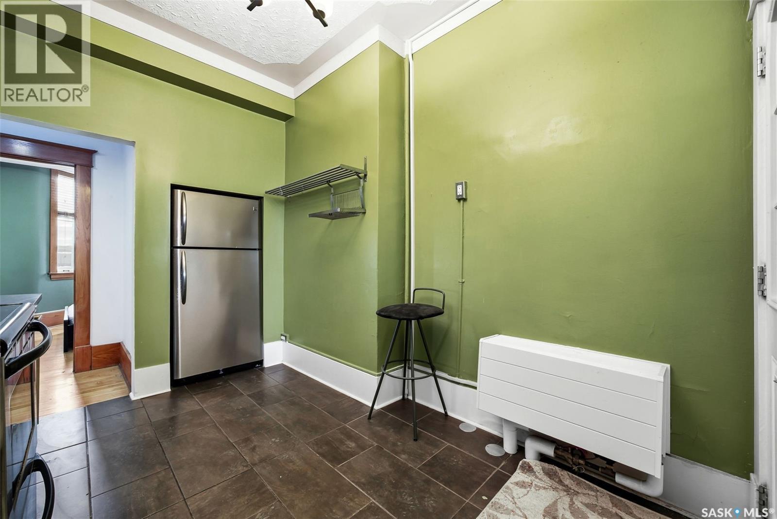 17 2201 14Th Avenue, Regina, SK - Indoor