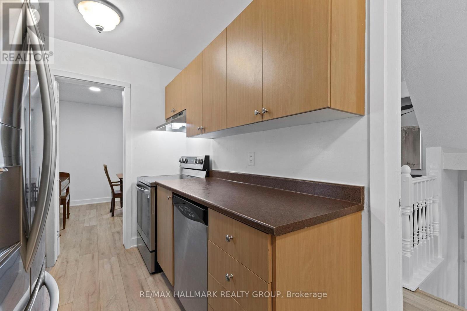 463 Canotia Place, Ottawa, ON - Indoor Photo Showing Kitchen
