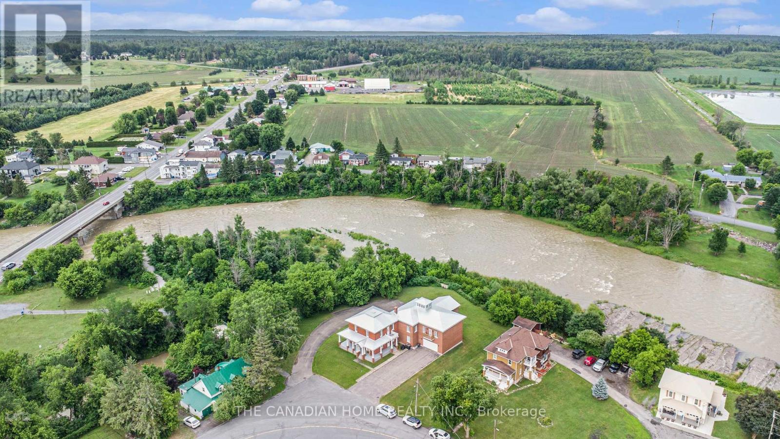 205 Water Street, Alfred And Plantagenet, ON - Outdoor With View