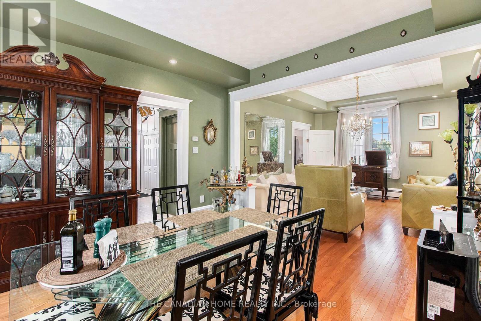 205 Water Street, Alfred And Plantagenet, ON - Indoor Photo Showing Dining Room