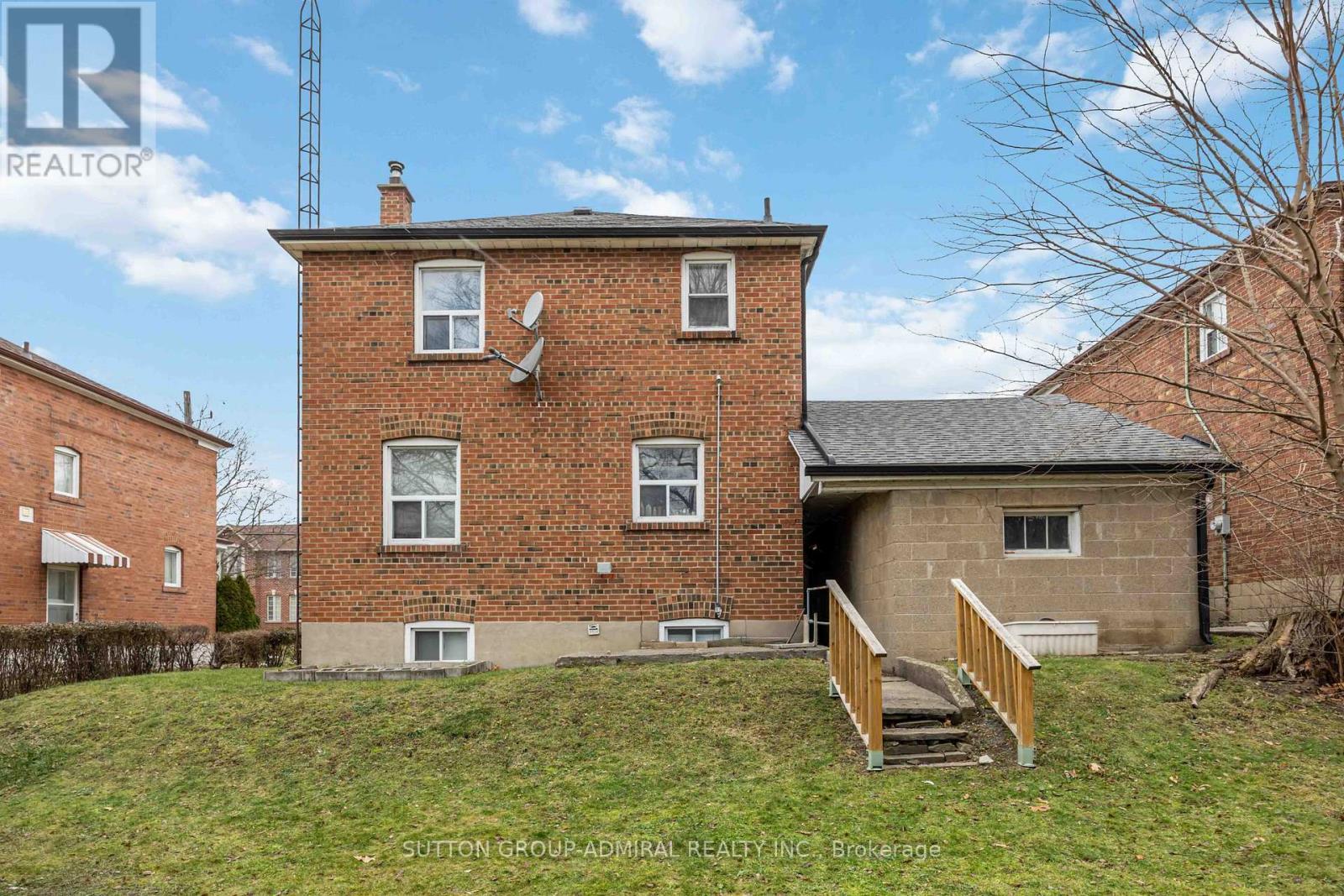 31 Dell Park Avenue, Toronto, ON - Outdoor With Exterior