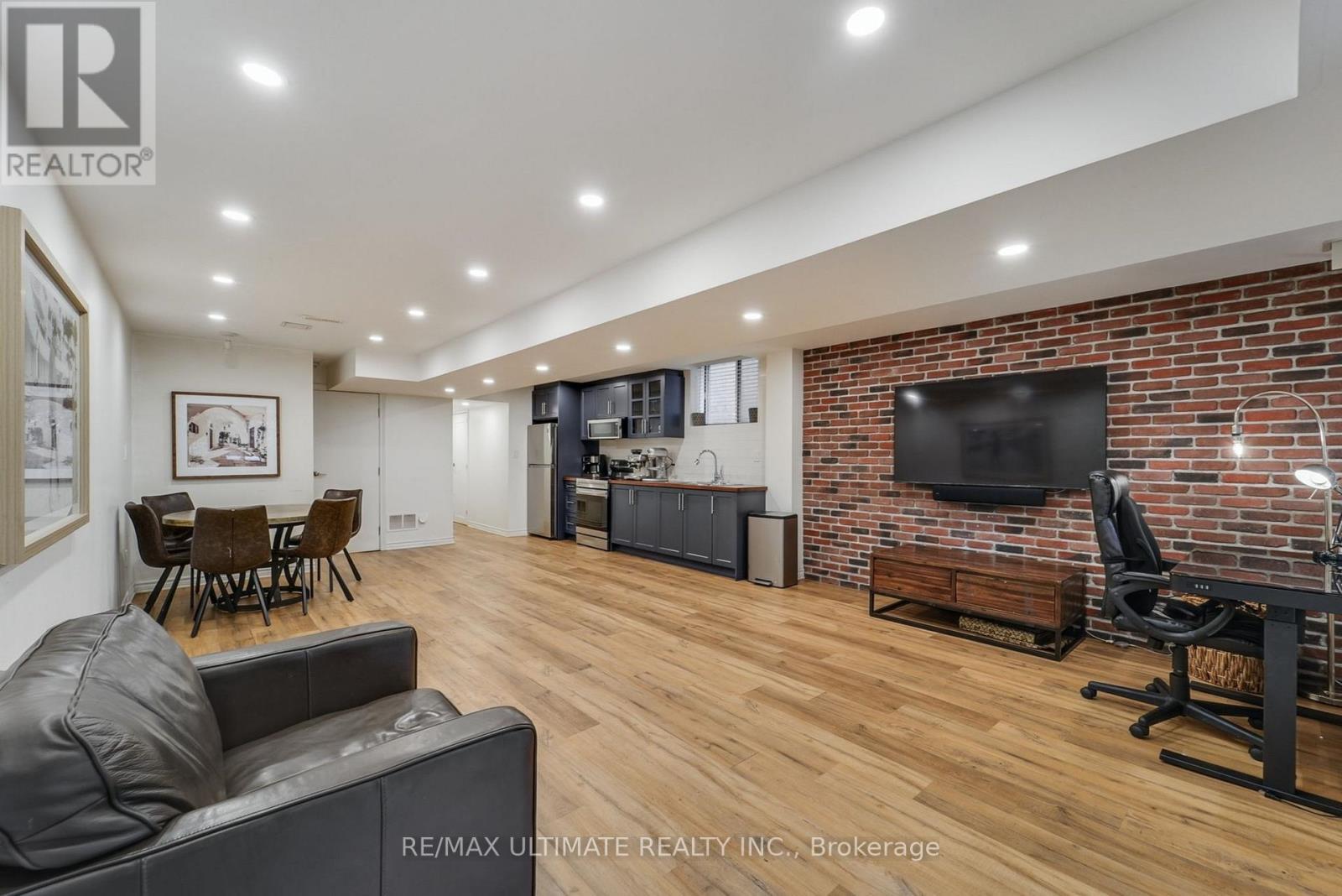 37 Zenith Avenue, Vaughan, ON - Indoor