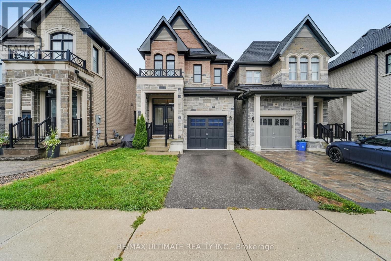 37 Zenith Avenue, Vaughan, ON - Outdoor With Facade