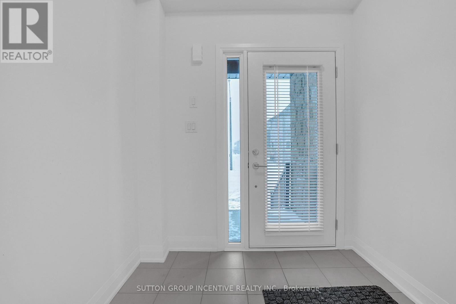 1 - 3 Ranch Terrace, Barrie, ON - Indoor Photo Showing Other Room