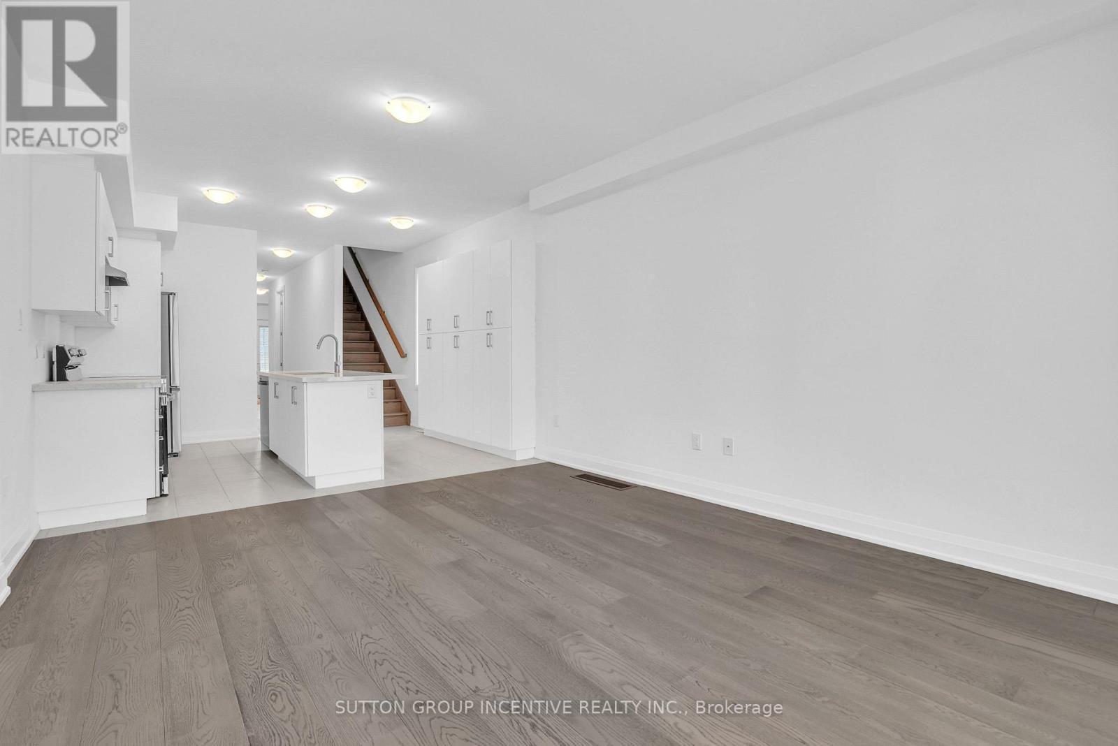 1 - 3 Ranch Terrace, Barrie, ON - Indoor