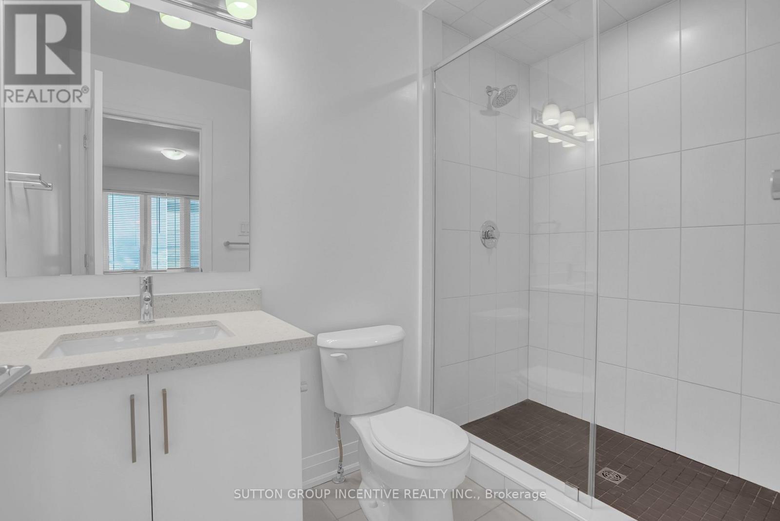 1 - 3 Ranch Terrace, Barrie, ON - Indoor Photo Showing Bathroom