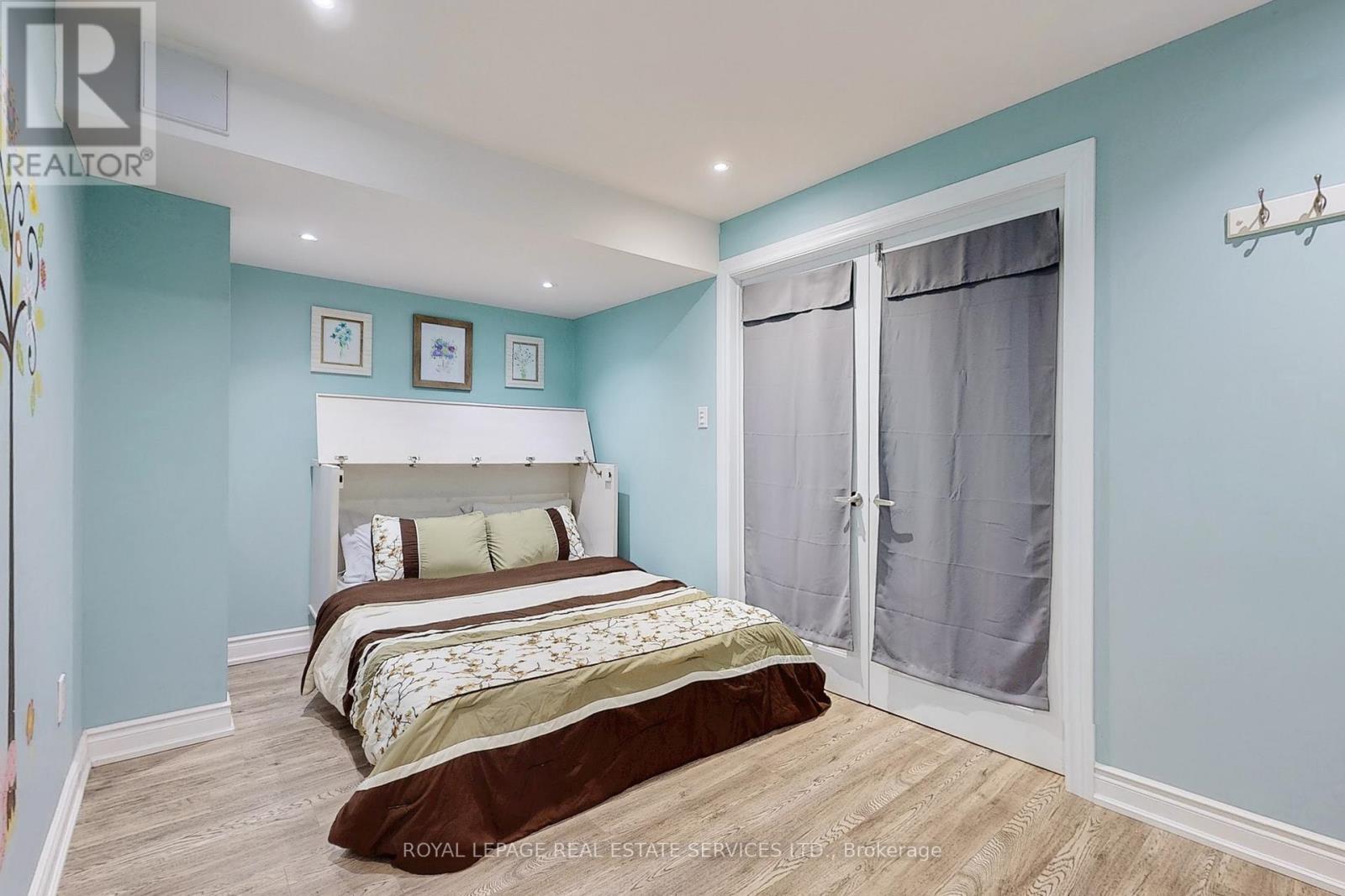 659 Hood Terrace, Milton, ON - Indoor Photo Showing Bedroom