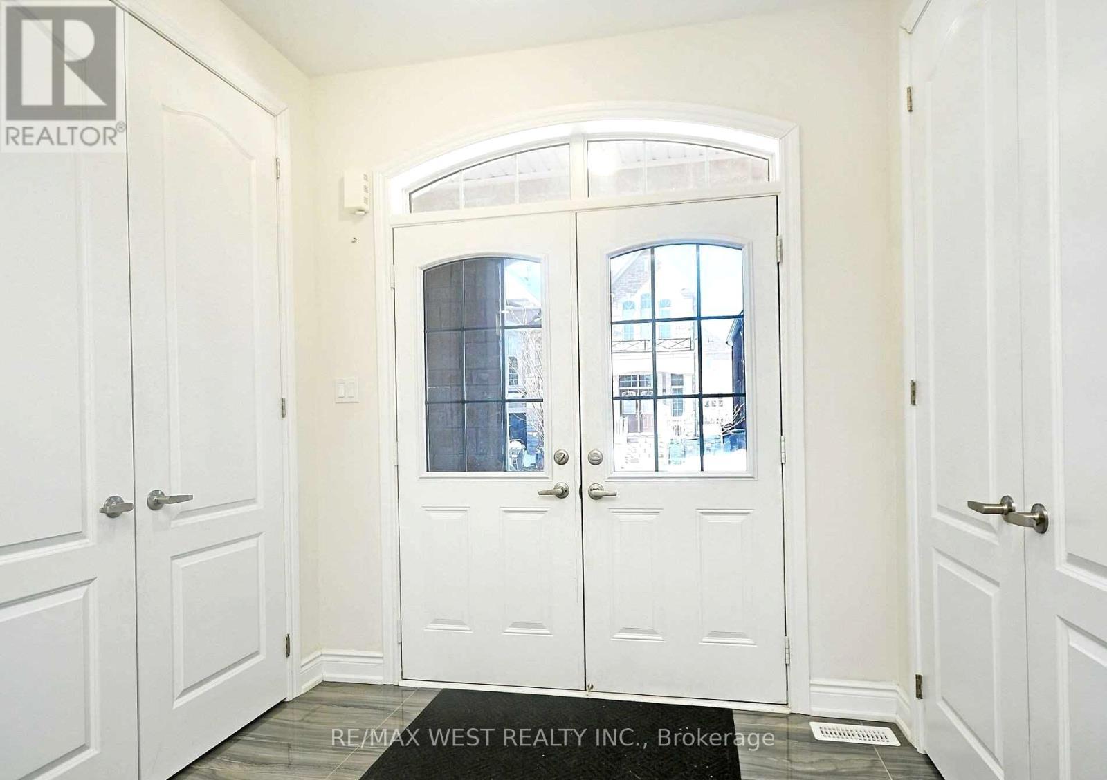 2Nd+Main - 25 Faders Drive, Brampton, ON - Indoor Photo Showing Other Room