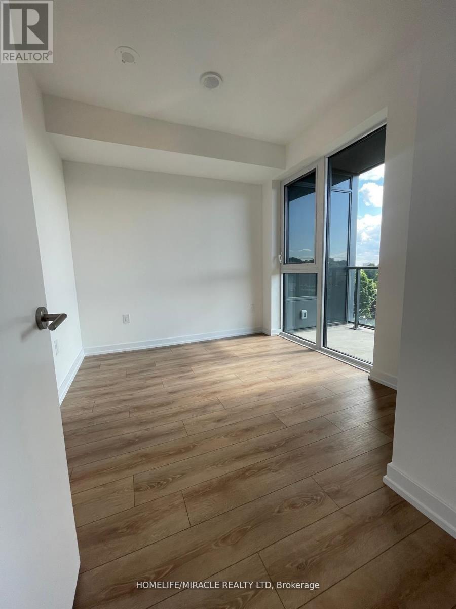 505 - 500 Dupont Street, Toronto, ON - Indoor Photo Showing Other Room