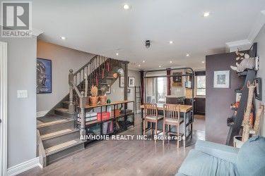 Th#2 - 360 R Dundas Street E, Toronto, ON - Indoor Photo Showing Other Room