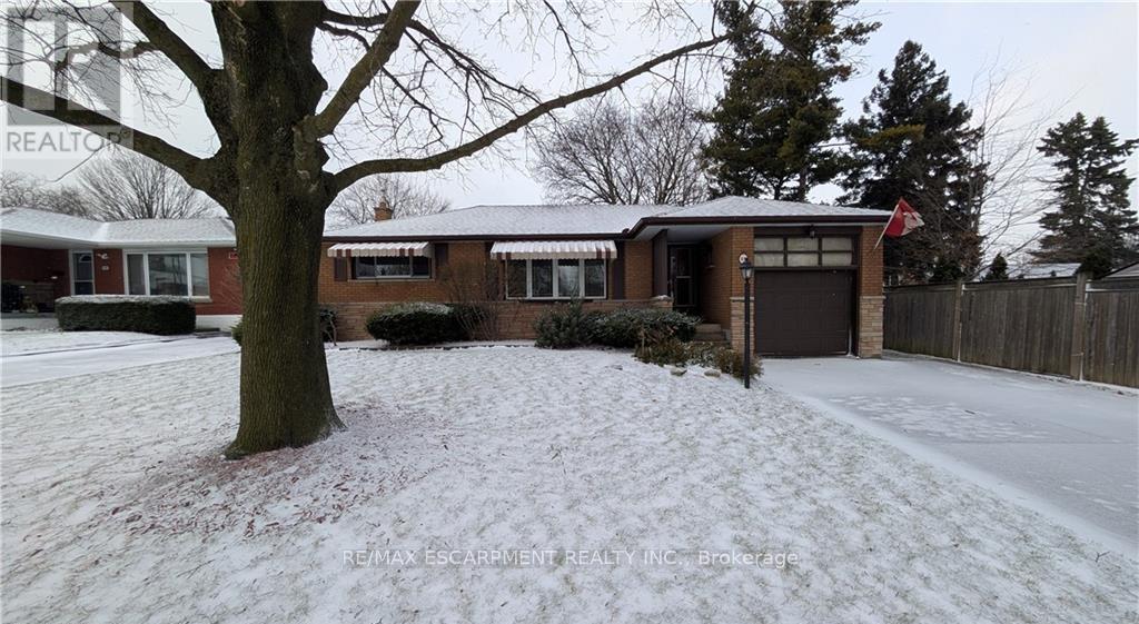 98 Laurier Avenue, Hamilton, ON - Outdoor