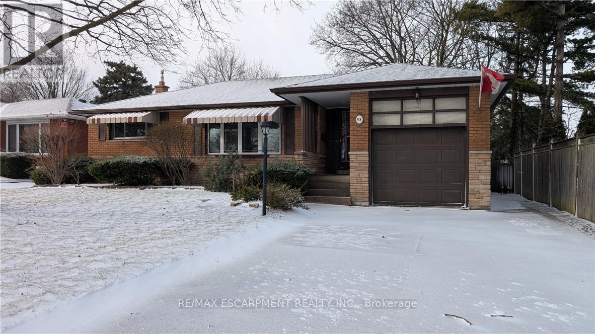 98 Laurier Avenue, Hamilton, ON - Outdoor