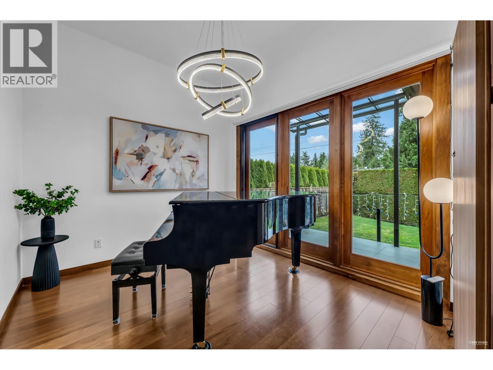 2227 Haywood Avenue, West Vancouver, BC - Indoor Photo Showing Other Room