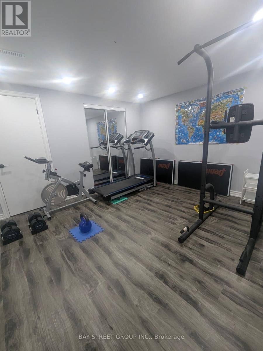 850 Monaghan Avenue, Oshawa, ON - Indoor Photo Showing Other Room