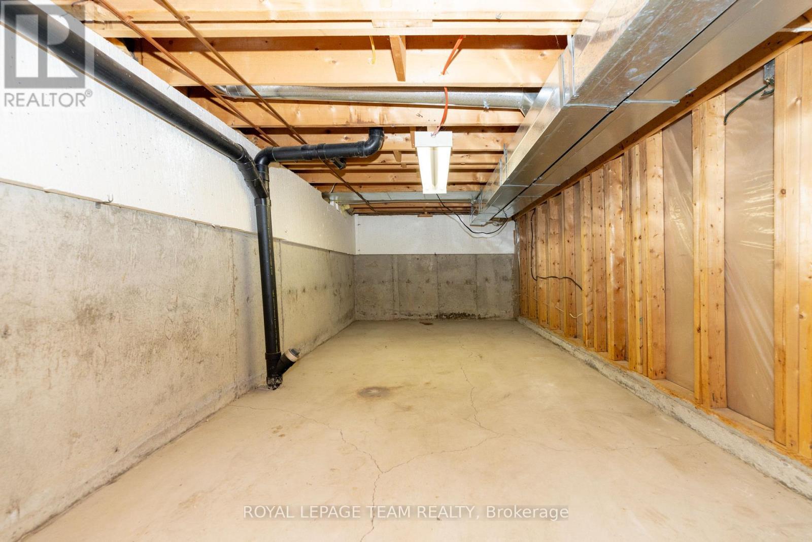 7 Coolbrook Cr Crescent, Ottawa, ON - Indoor Photo Showing Basement