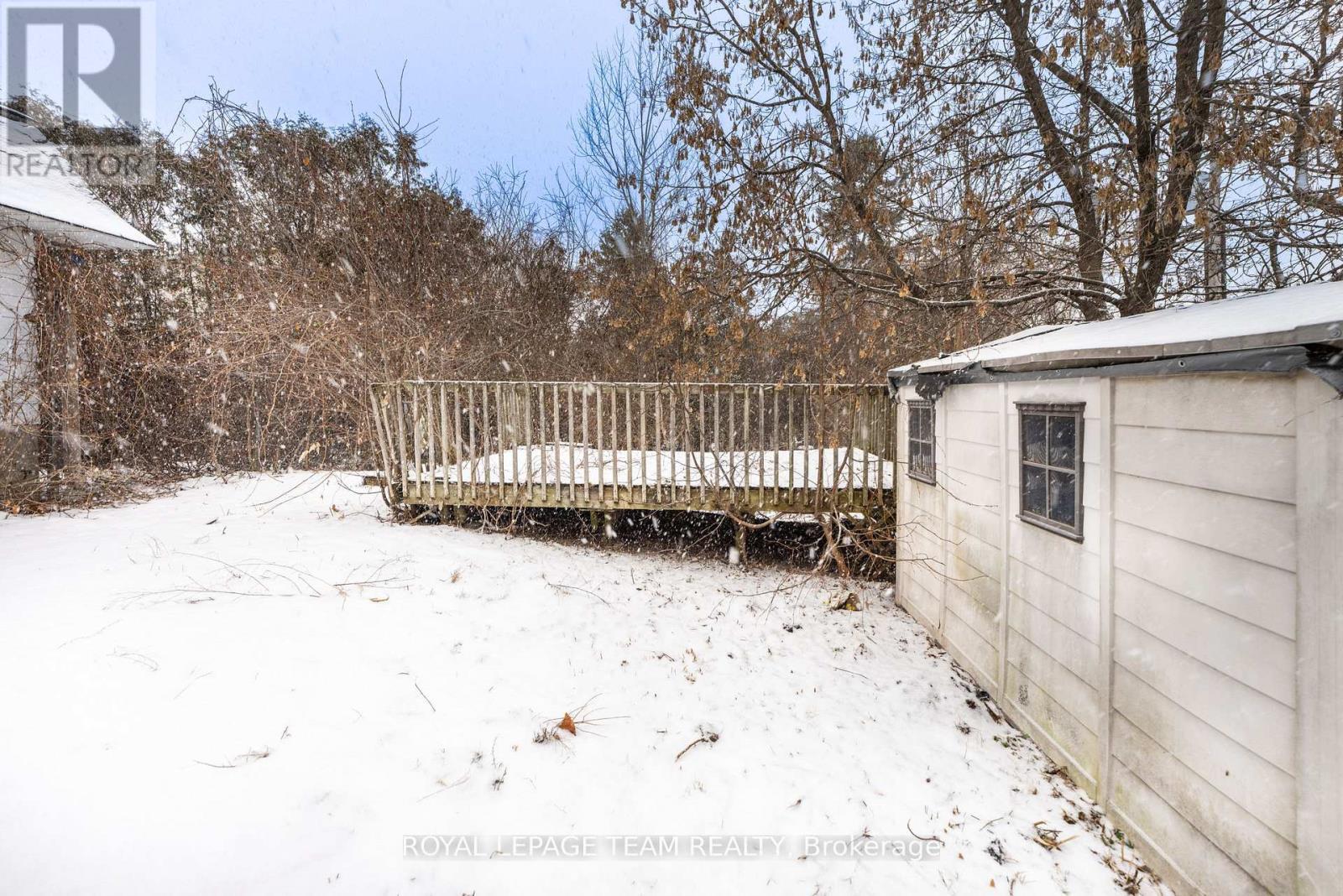 7 Coolbrook Cr Crescent, Ottawa, ON - Outdoor