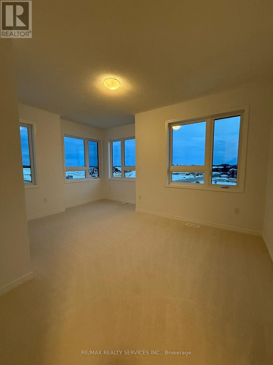 62 Gretzky Avenue, Barrie, ON - Indoor Photo Showing Other Room