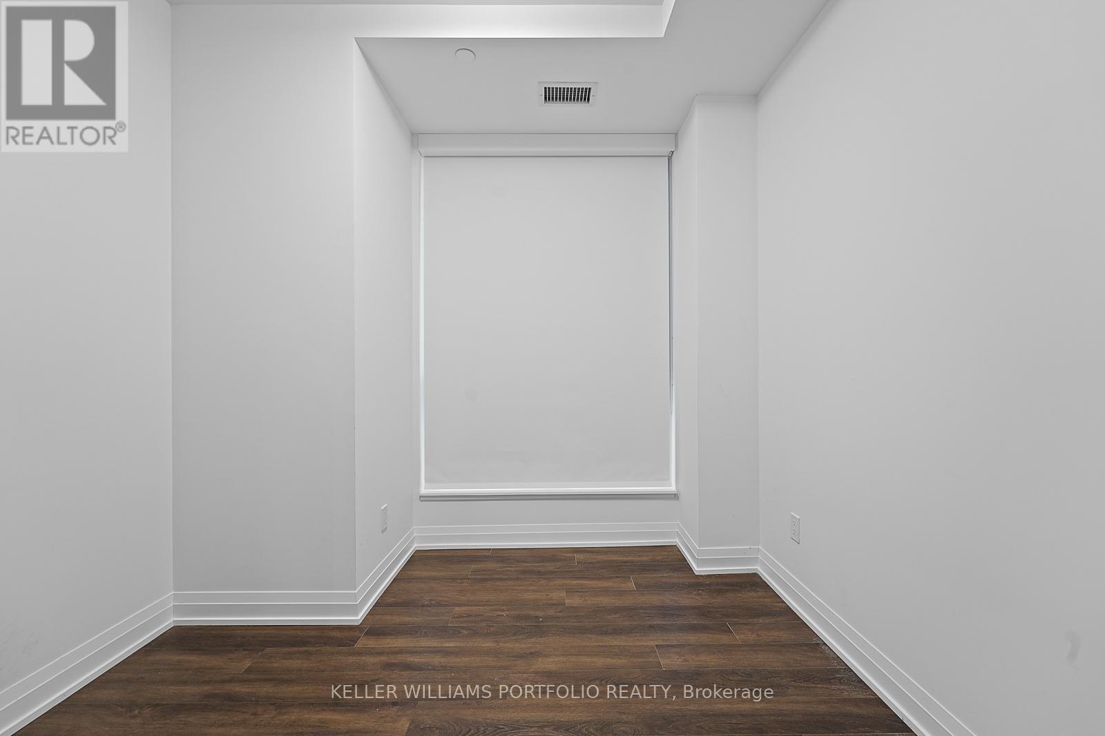 615 - 286 Main Street, Toronto, ON - Indoor Photo Showing Other Room