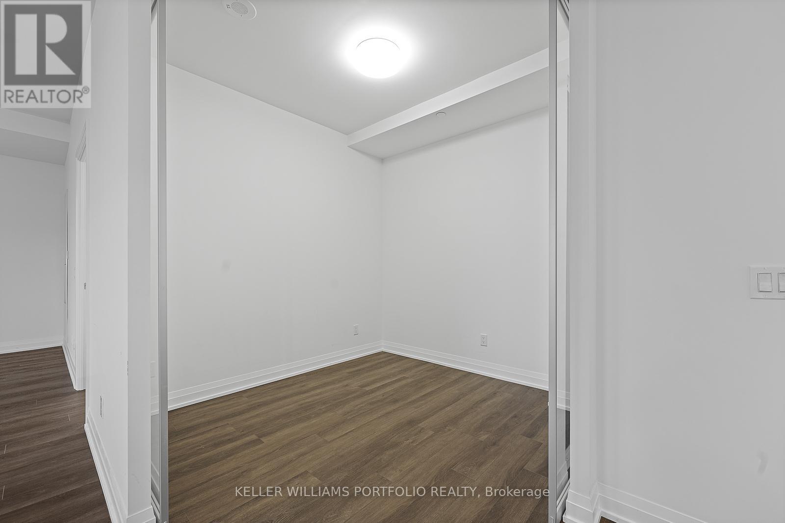 615 - 286 Main Street, Toronto, ON - Indoor Photo Showing Other Room