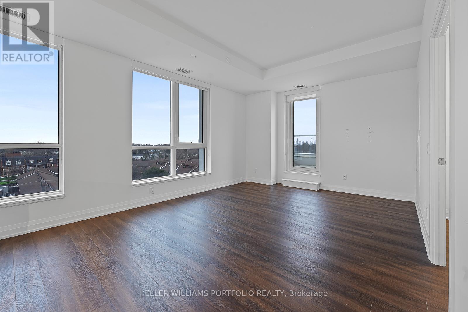 615 - 286 Main Street, Toronto, ON - Indoor