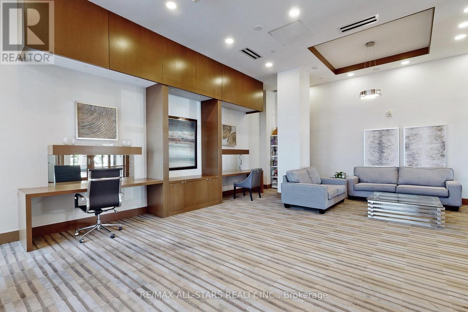 202 - 9500 Markham Road, Markham, ON - Indoor