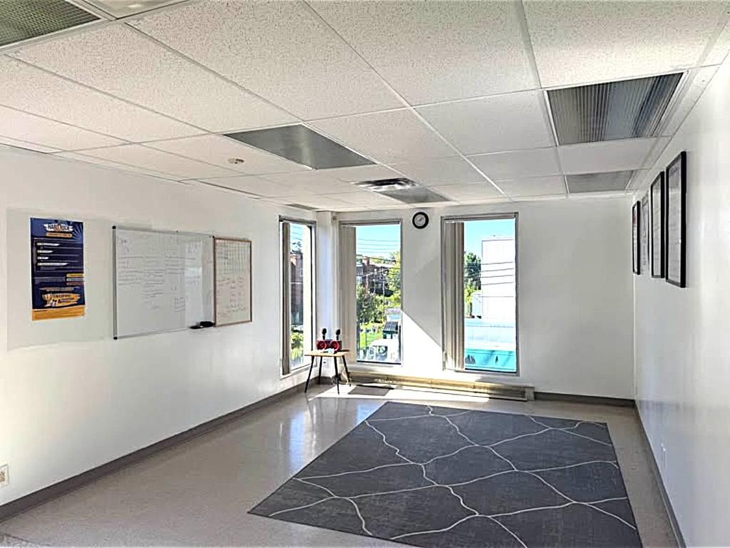 Bureau - 210-1405 Boul. Henri-Bourassa O., Montréal (Ahuntsic-Cartierville), QC - Indoor Photo Showing Other Room