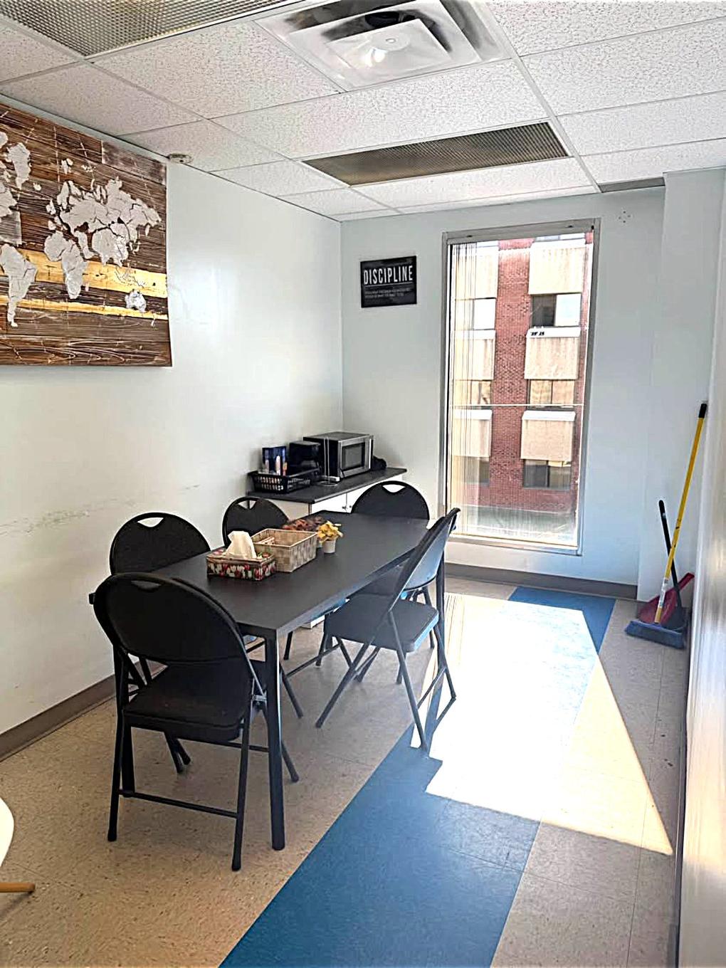 Coin-repas - 210-1405 Boul. Henri-Bourassa O., Montréal (Ahuntsic-Cartierville), QC - Indoor Photo Showing Other Room