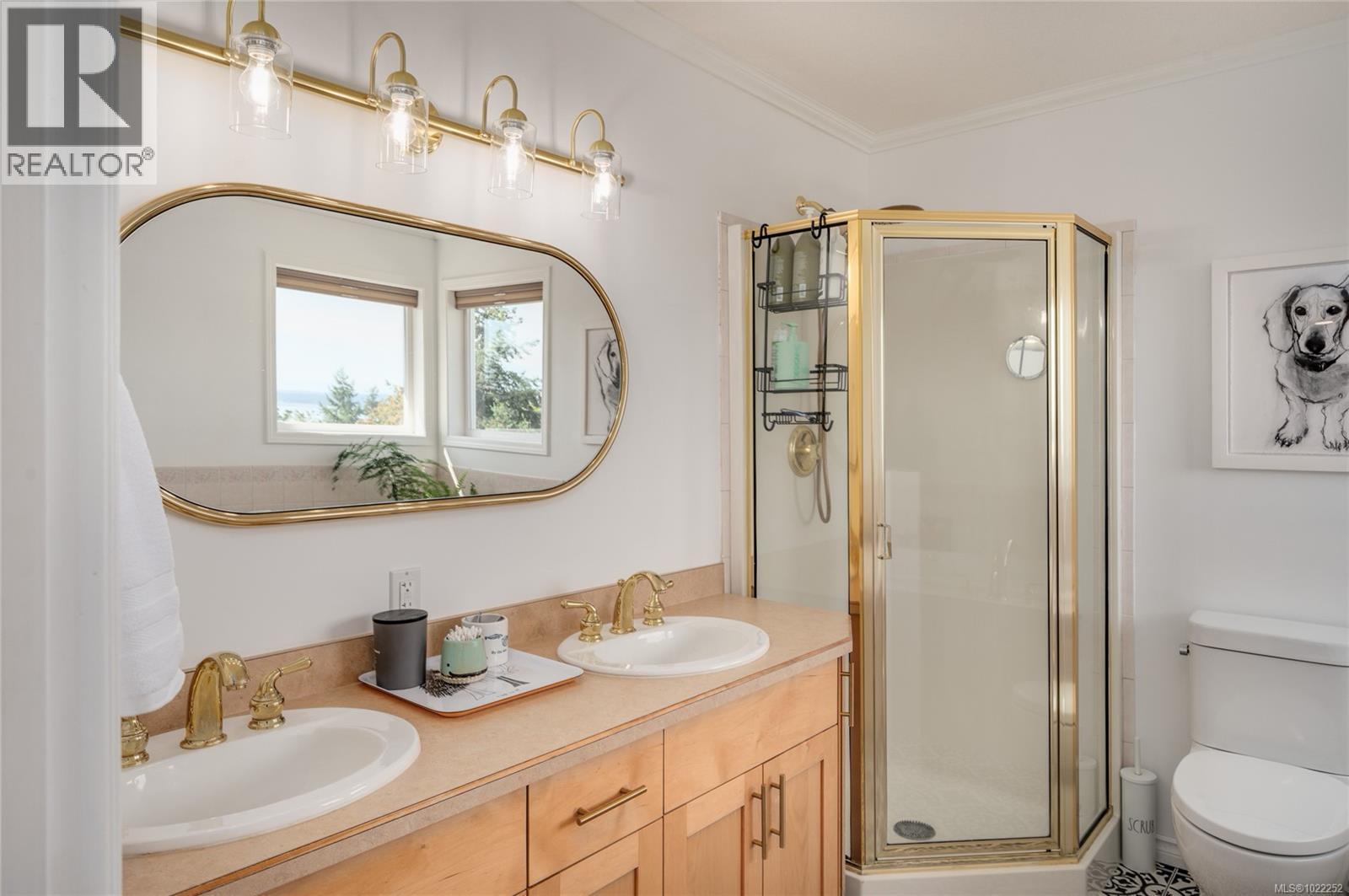 Five piece ensuite. - 10091 View St, Chemainus, BC - Indoor Photo Showing Bathroom