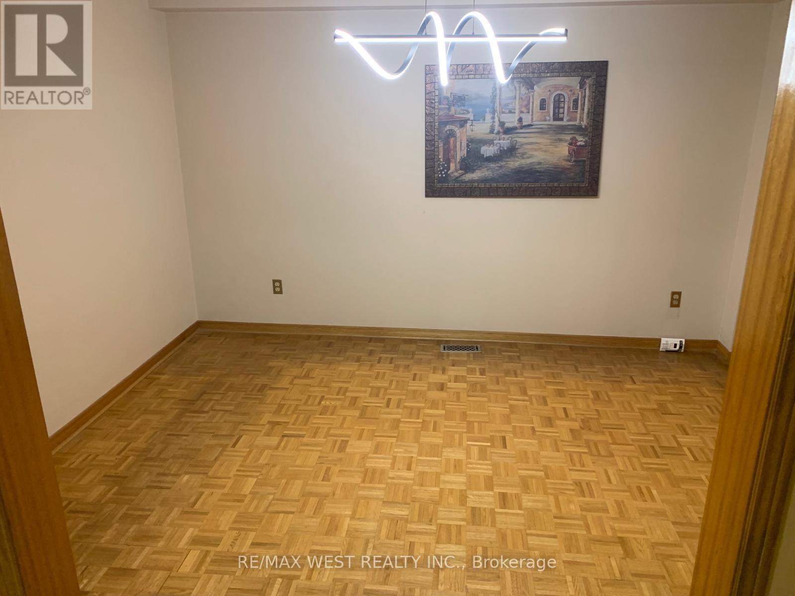 18 David Drive, Toronto, ON - Indoor Photo Showing Other Room