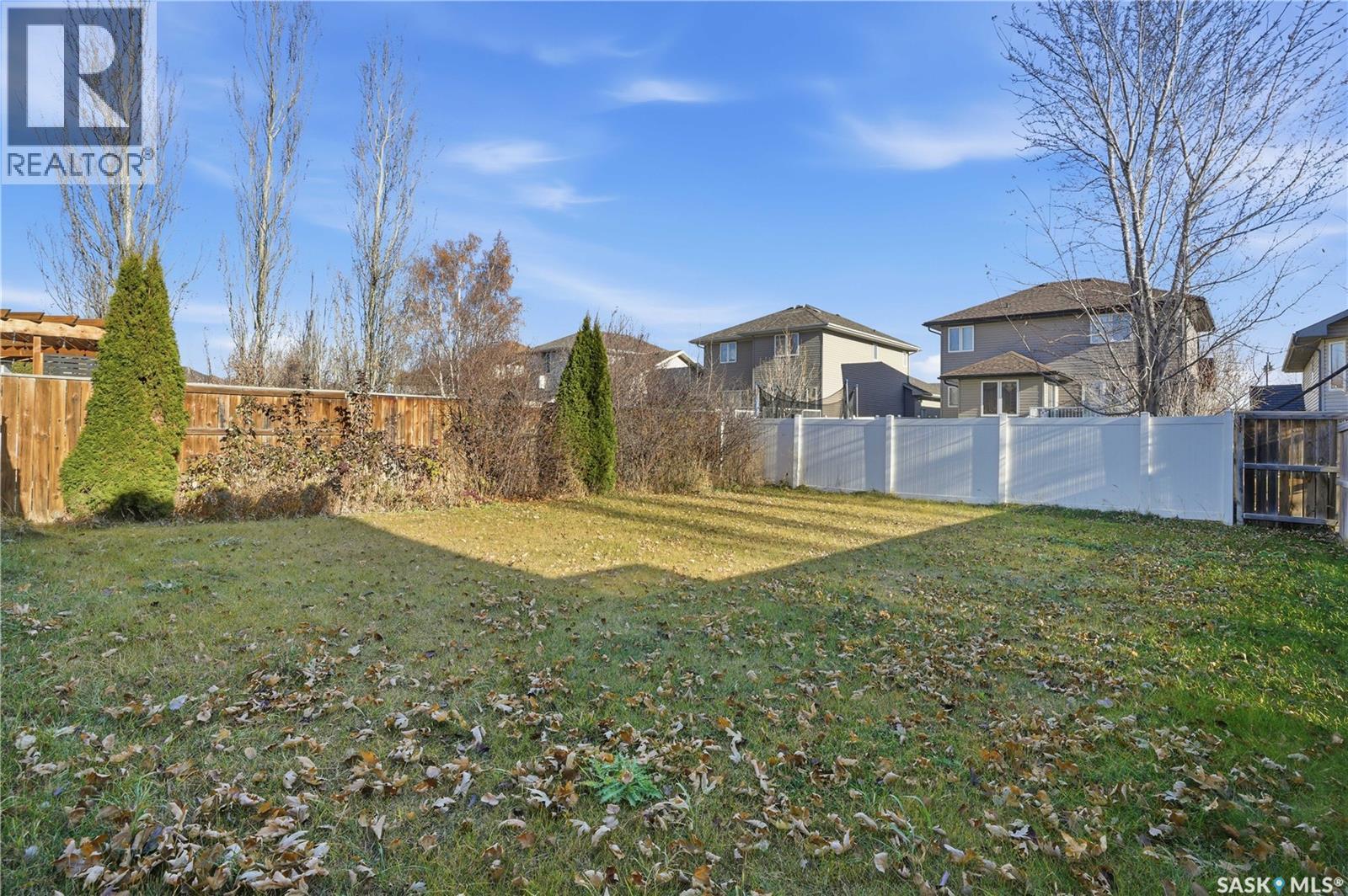 111 Dulmage Crescent, Saskatoon, SK - Outdoor