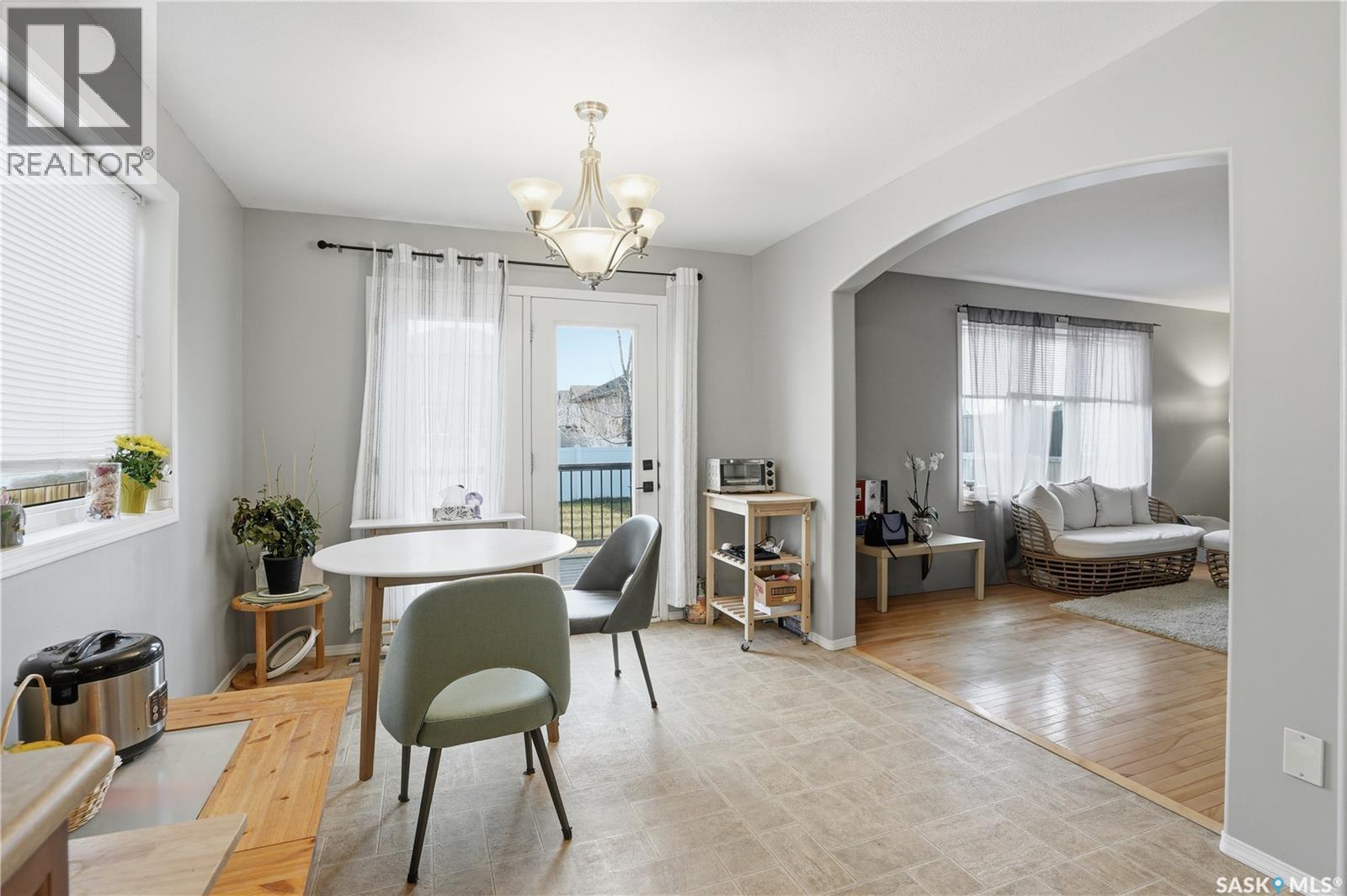 111 Dulmage Crescent, Saskatoon, SK - Indoor Photo Showing Dining Room
