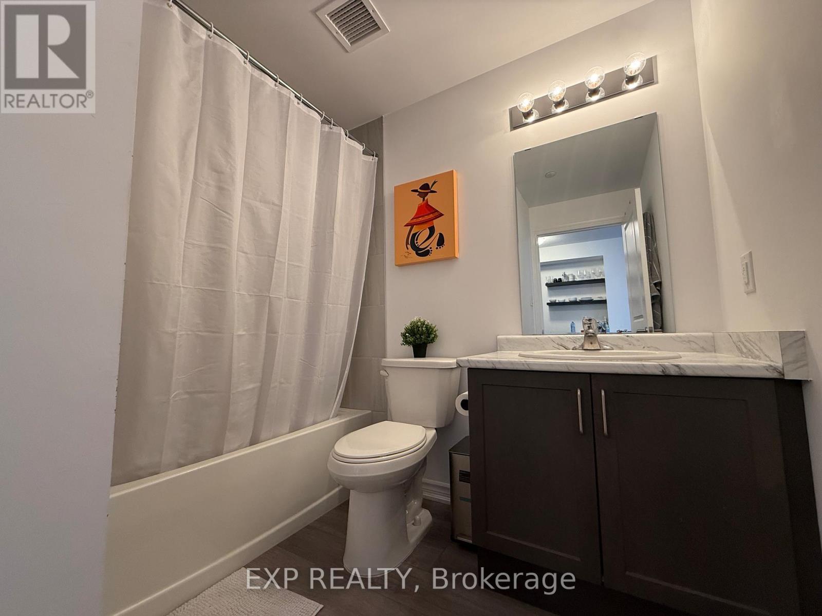 606 - 460 Dundas Street E, Hamilton, ON - Indoor Photo Showing Bathroom