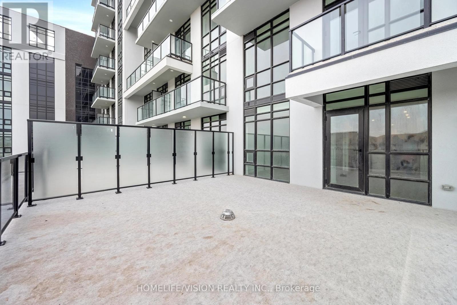 202 - 461 Green Road, Hamilton, ON - Outdoor With Balcony