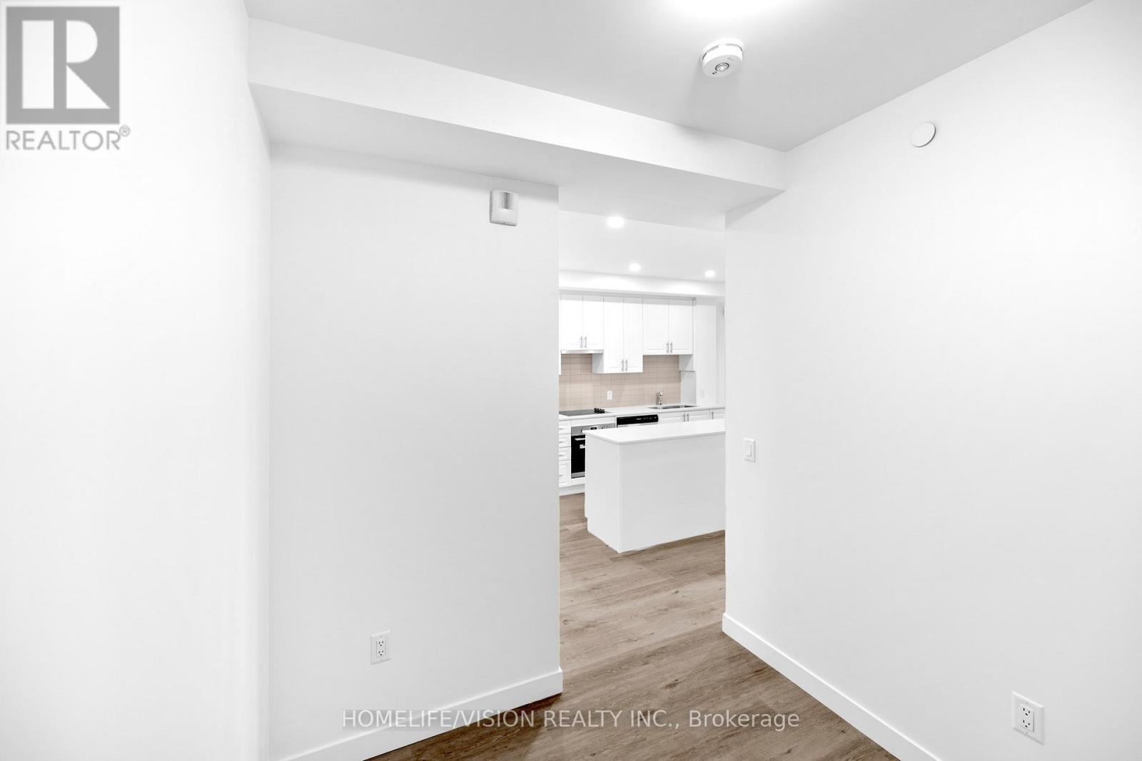 202 - 461 Green Road, Hamilton, ON - Indoor