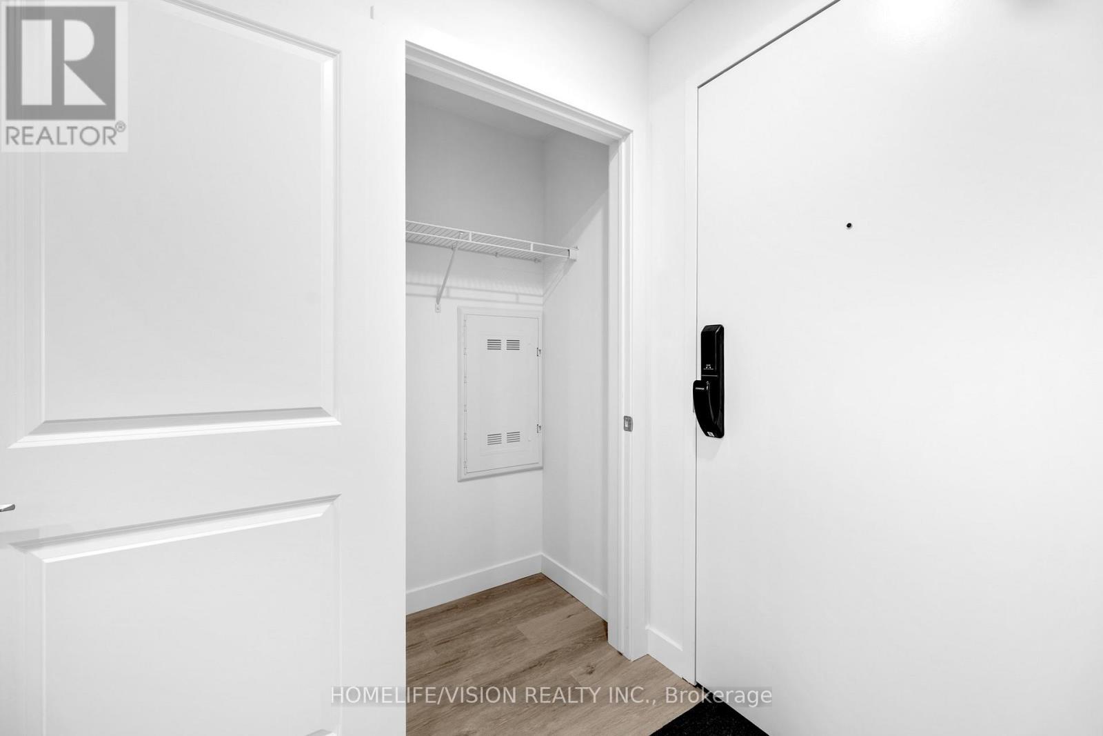 202 - 461 Green Road, Hamilton, ON - Indoor Photo Showing Other Room